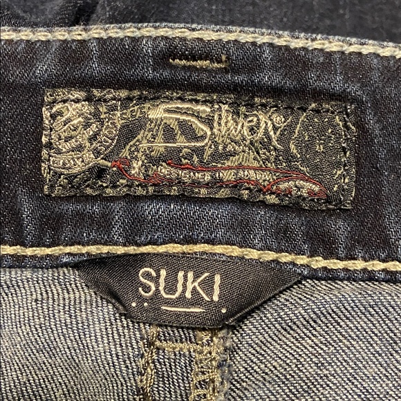 Silver Jeans Co. Suki Mid Rise Curvy Fit Bermuda Jean Shorts Size plus 22 x 11” - Picture 4 of 9